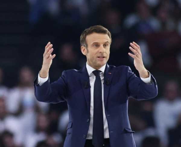 फ्रांस के राष्ट्रपति चुनाव में मैक्रों के सामने कड़ी चुनौती